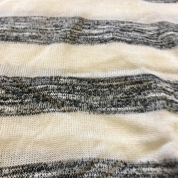 NWT d.n.a couture ruffle sleeve shirt - Picture 3 of 7